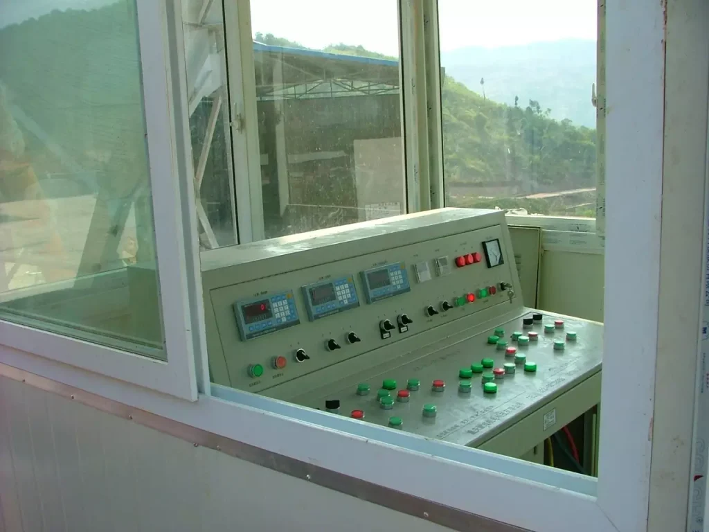 搅拌机控制系统操作台Mixer control system operation panel