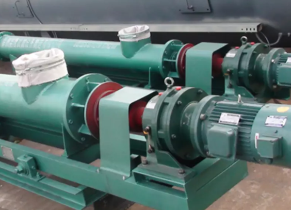 what is a screw feeder